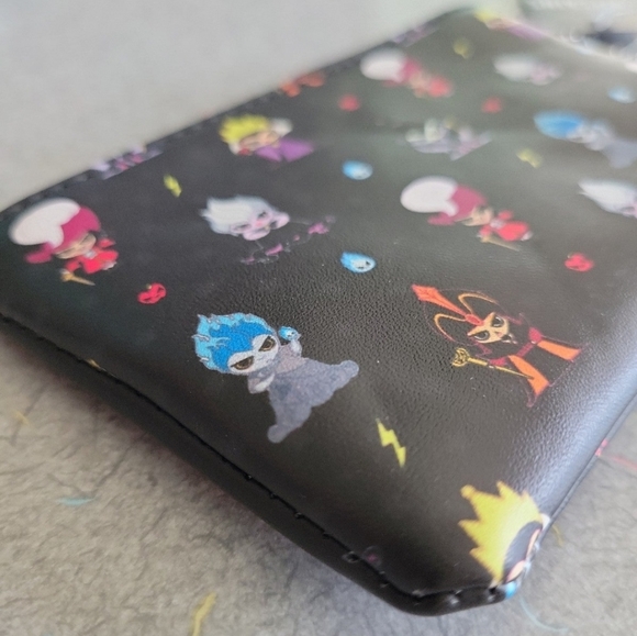 DISNEY BUCKLE DOWN COIN POUCH - Picture 4 of 8